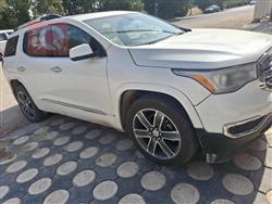 GMC Acadia